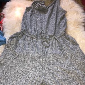 American Eagle size small cotton jumper